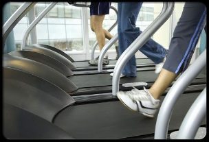 Bersenam di treadmill